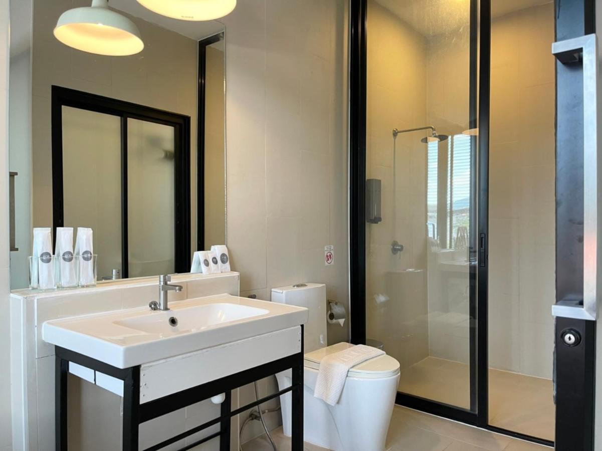 Por Santitham Hotel Chiang Mai Buitenkant foto