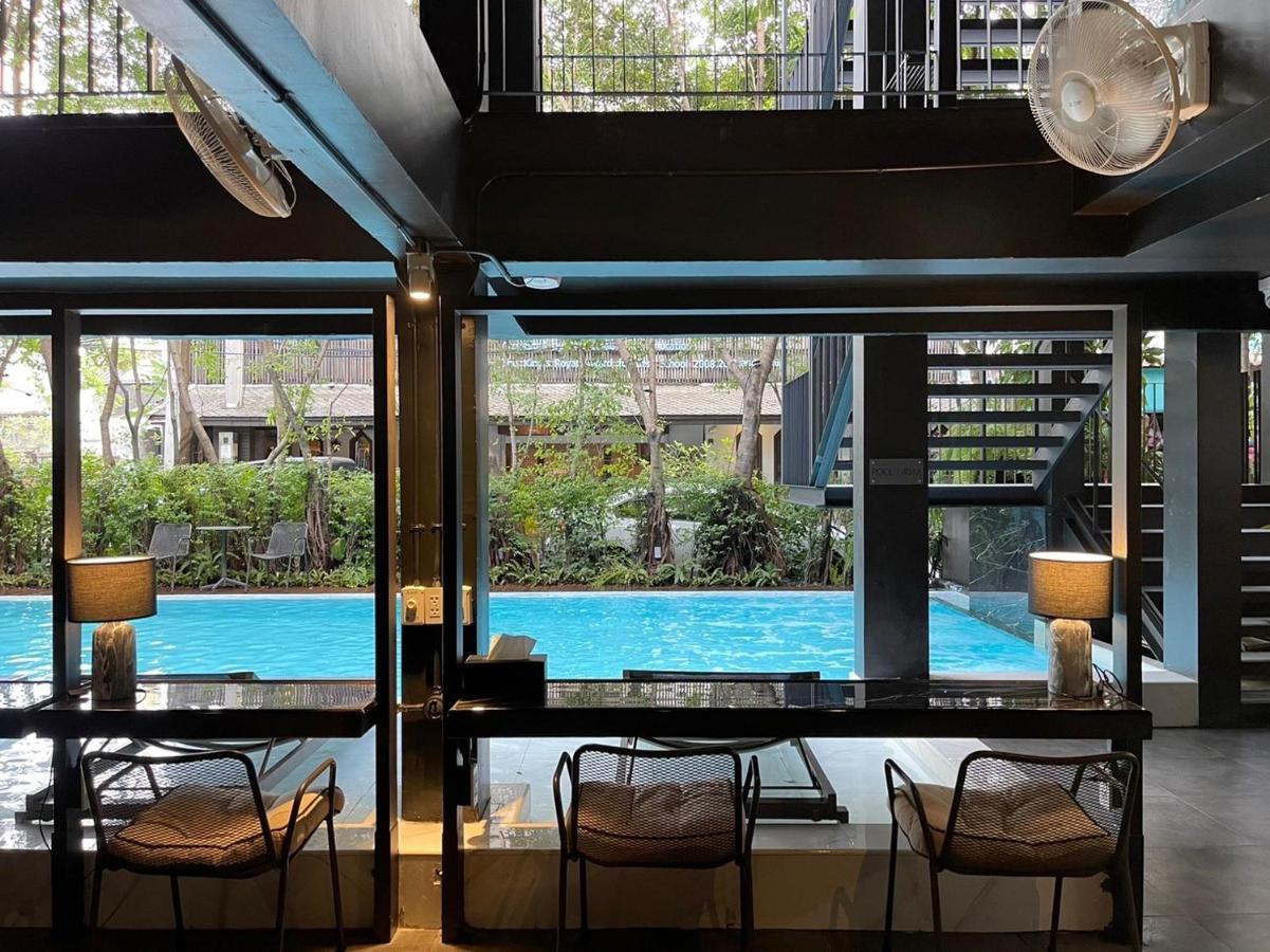 Por Santitham Hotel Chiang Mai Buitenkant foto