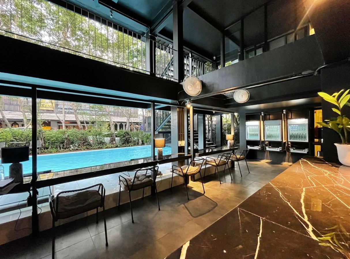 Por Santitham Hotel Chiang Mai Buitenkant foto