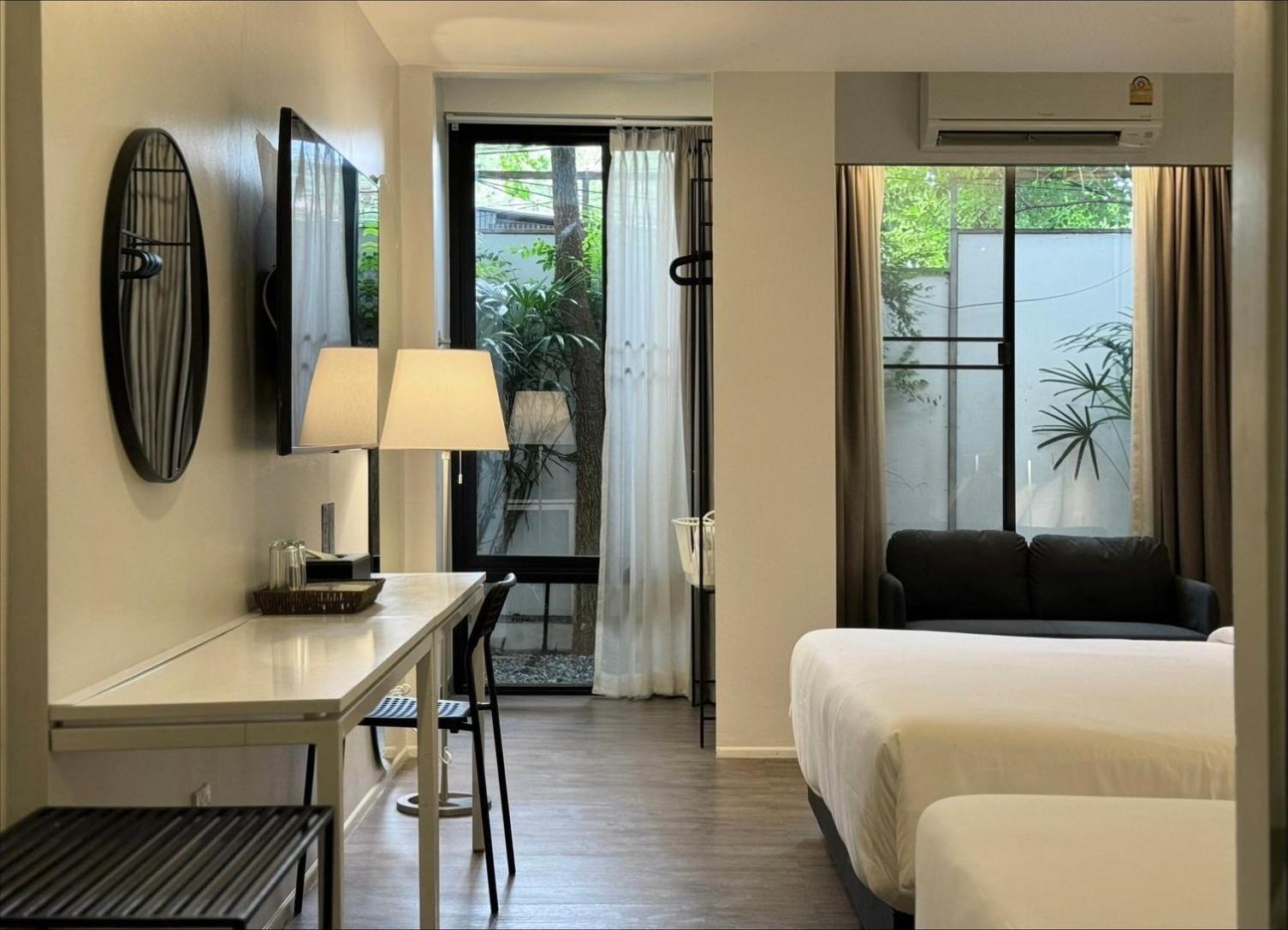 Por Santitham Hotel Chiang Mai Buitenkant foto