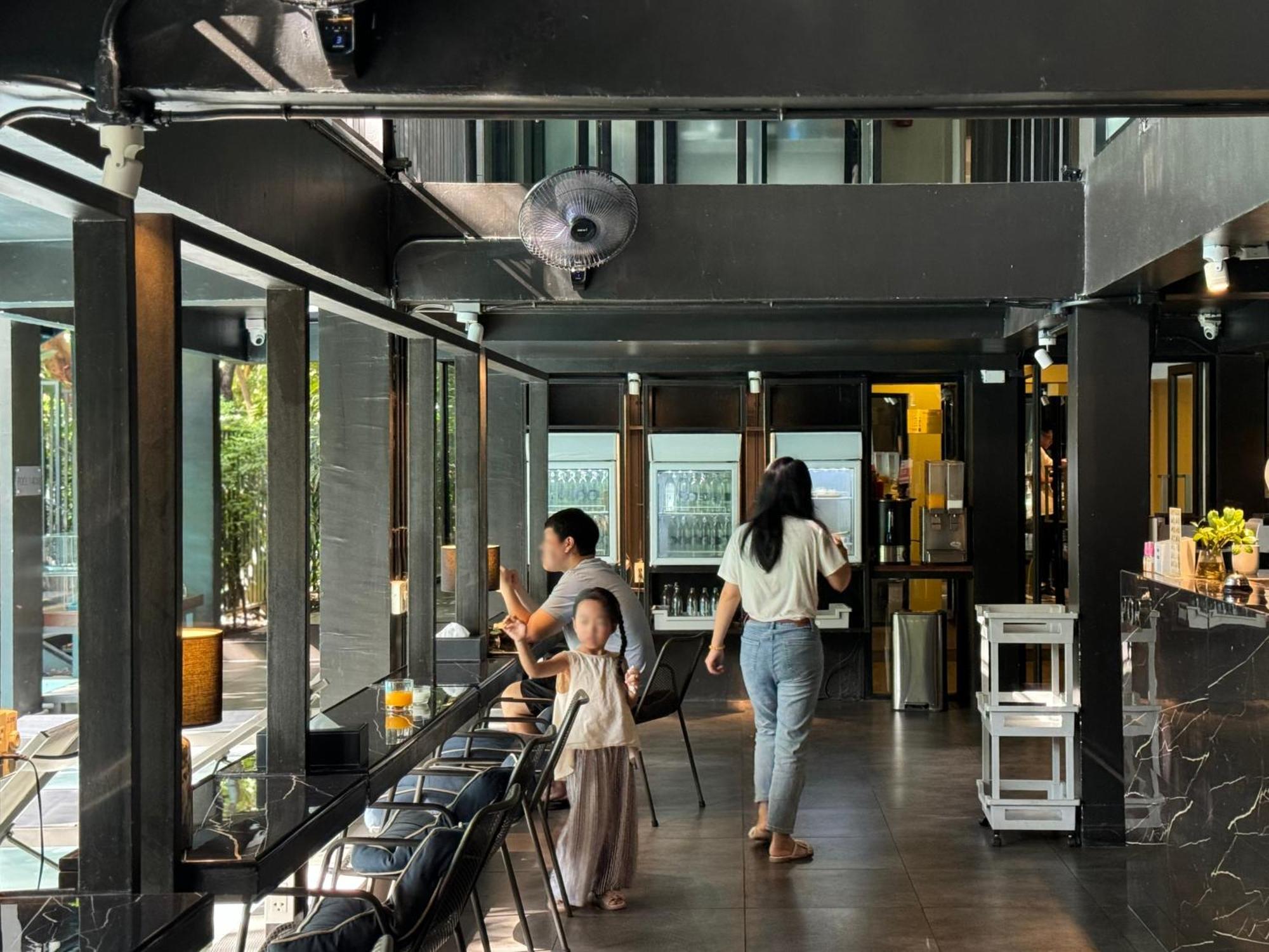 Por Santitham Hotel Chiang Mai Buitenkant foto